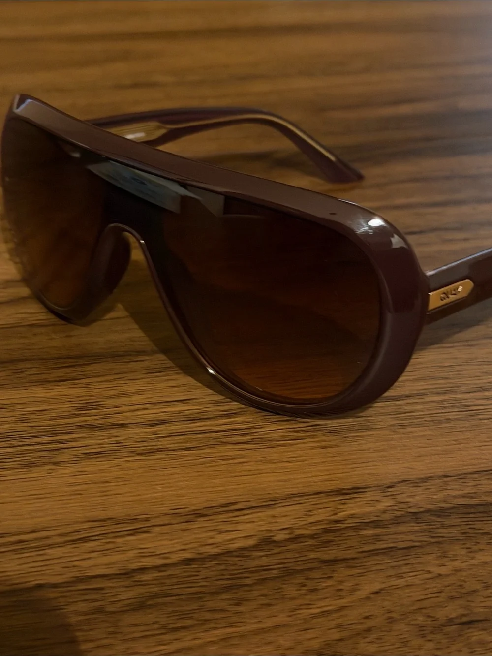 Quay Australia Set List Oversized Shield Sunglasses - Dark Brown Gradient